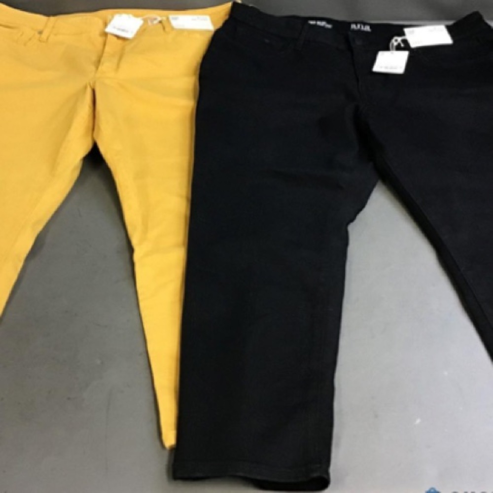 3 (18P) NWT A.N.A. Jeans and St Johns Bay